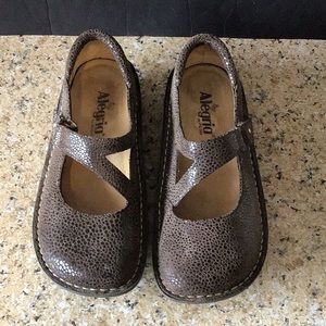 Algeria Day 562 sz 38 brown fleck straps